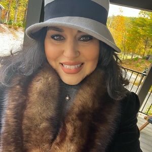 Vintage Mountain Mama